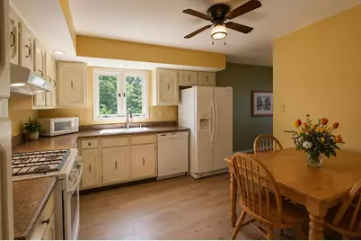 504 Corvette Drive, La Porte, IN 46350 - Photo 8