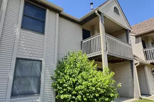 3602 Timberbridge Dr, Valparaiso, IN 46383 - Photo 8