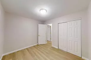8020 Hendricks St, Merrillville, IN 46410 - Photo 32