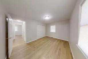8020 Hendricks St, Merrillville, IN 46410 - Photo 22