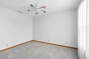 555 Lk Pk Dr, Valparaiso, IN 46385 - Photo 20