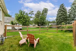 308 E Porter St, Crown Point, IN 46307 - Photo 6