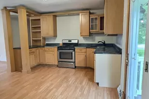 200 Donovan Dr, Valparaiso, IN 46385 - Photo 6