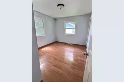 200 Donovan Drive, Valparaiso, IN 46385 - Photo 10