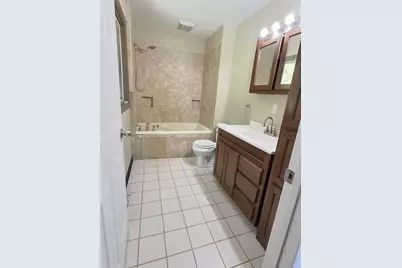 200 Donovan Drive, Valparaiso, IN 46385 - Photo 8
