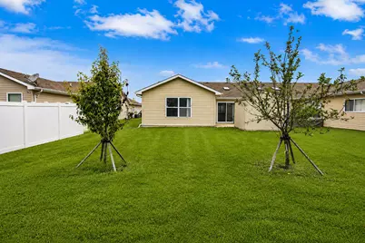 707 W 77th Avenue, Merrillville, IN 46410 - Photo 8