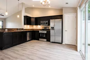 707 W 77th Ave, Merrillville, IN 46410 - Photo 12