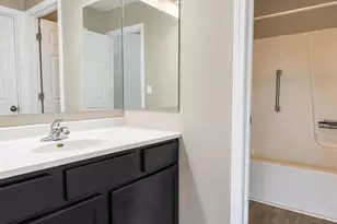 707 W 77th Ave, Merrillville, IN 46410 - Photo 18