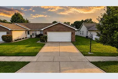 707 W 77th Avenue, Merrillville, IN 46410 - Photo 1
