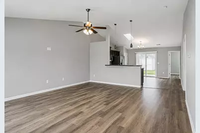 707 W 77th Avenue, Merrillville, IN 46410 - Photo 14