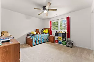 3764 Kingsway Dr, Crown Point, IN 46307 - Photo 12