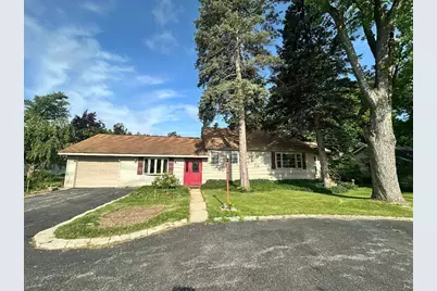 118 S 13th Street, Chesterton, IN 46304 - Photo 1