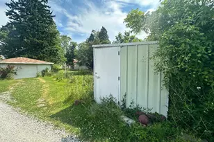 118 S 13th St, Chesterton, IN 46304 - Photo 32