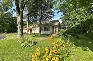 118 S 13th St, Chesterton, IN 46304 - Photo 2