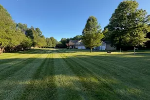 4309 Campbell St, Valparaiso, IN 46385 - Photo 2