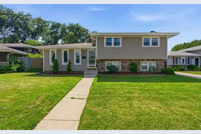 322 N Lindberg Street, Griffith, IN 46319 - Photo 2