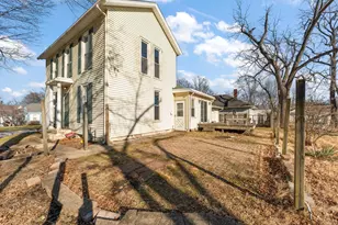 557 W Chicago St, Valparaiso, IN 46385 - Photo 24