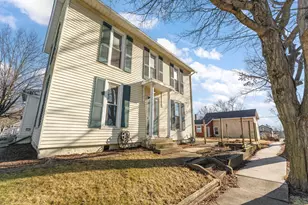 557 W Chicago St, Valparaiso, IN 46385 - Photo 22