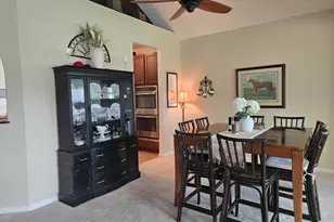 4617 Rainbow Dr, Greenwood, IN 46143 - Photo 6