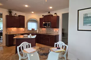 4617 Rainbow Dr, Greenwood, IN 46143 - Photo 2