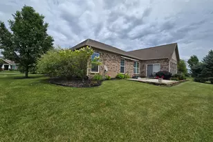 4617 Rainbow Dr, Greenwood, IN 46143 - Photo 24