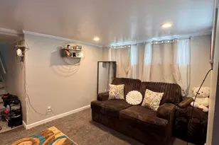 564 Carolina St, Gary, IN 46402 - Photo 12