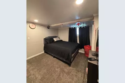 564 Carolina Street, Gary, IN 46402 - Photo 8