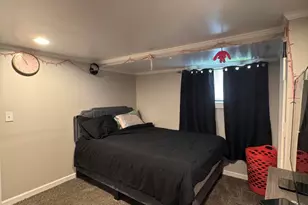 564 Carolina St, Gary, IN 46402 - Photo 8