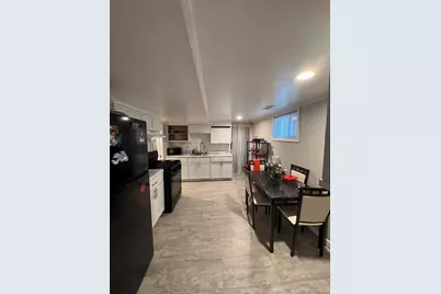 564 Carolina Street, Gary, IN 46402 - Photo 6