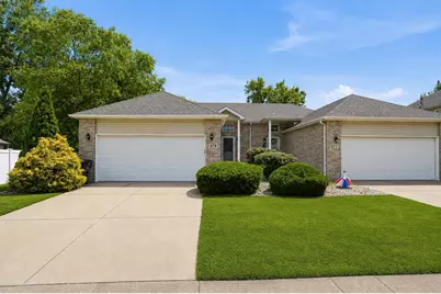 379 Fox Trail Court, Hobart, IN 46342 - Photo 2