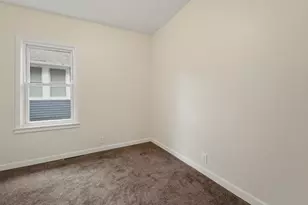 910 E 6th St, Hobart, IN 46342 - Photo 10