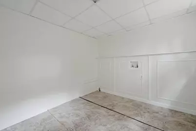 910 E 6th Street, Hobart, IN 46342 - Photo 8