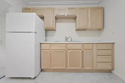910 E 6th Street, Hobart, IN 46342 - Photo 6