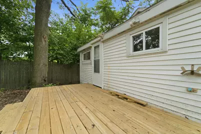 910 E 6th Street, Hobart, IN 46342 - Photo 20