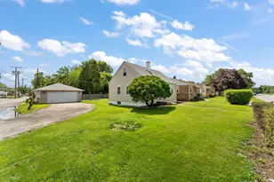 125 N Wisconsin St, Hobart, IN 46342 - Photo 4