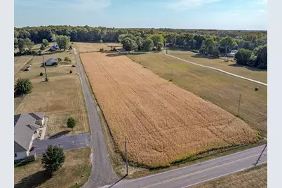 590 W 300 N, Valparaiso, IN 46385 - Photo 1