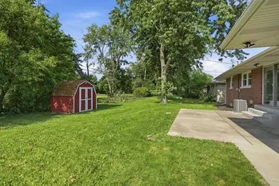 1120 W 54th Avenue, Merrillville, IN 46410 - Photo 4