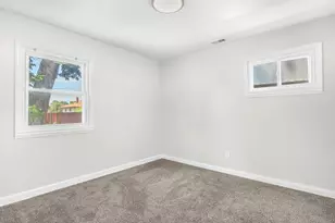6620 Missouri Ave, Hammond, IN 46323 - Photo 8