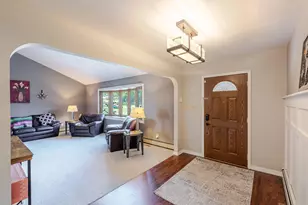 1813 Forest Ln, Crown Point, IN 46307 - Photo 4