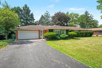 2515 W 57th Avenue, Merrillville, IN 46410 - Photo 1
