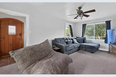 202 E 2nd Street, Wanatah, IN 46390 - Photo 14