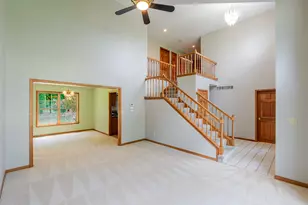 300 Sandpiper Dr, Chesterton, IN 46304 - Photo 4