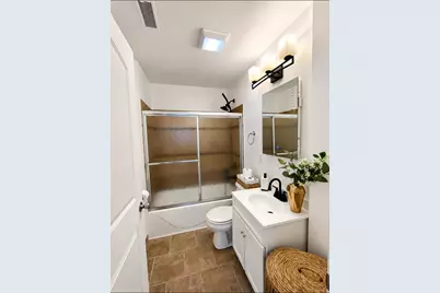 8115 Wicker Park Drive, Highland, IN 46322 - Photo 10