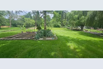 3422 E 74th Avenue, Merrillville, IN 46410 - Photo 44