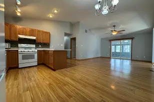 326 Brown Ct, Chesterton, IN 46304 - Photo 8