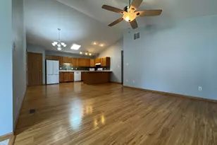 326 Brown Ct, Chesterton, IN 46304 - Photo 6