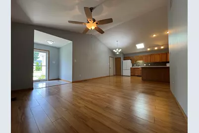 326 Brown Court, Chesterton, IN 46304 - Photo 4