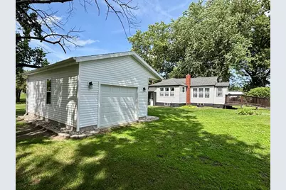 5688 W 665 N, Winamac, IN 46996 - Photo 4