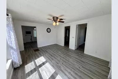 5688 W 665 N, Winamac, IN 46996 - Photo 8