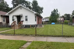 2421 Monroe St, Gary, IN 46407 - Photo 2
